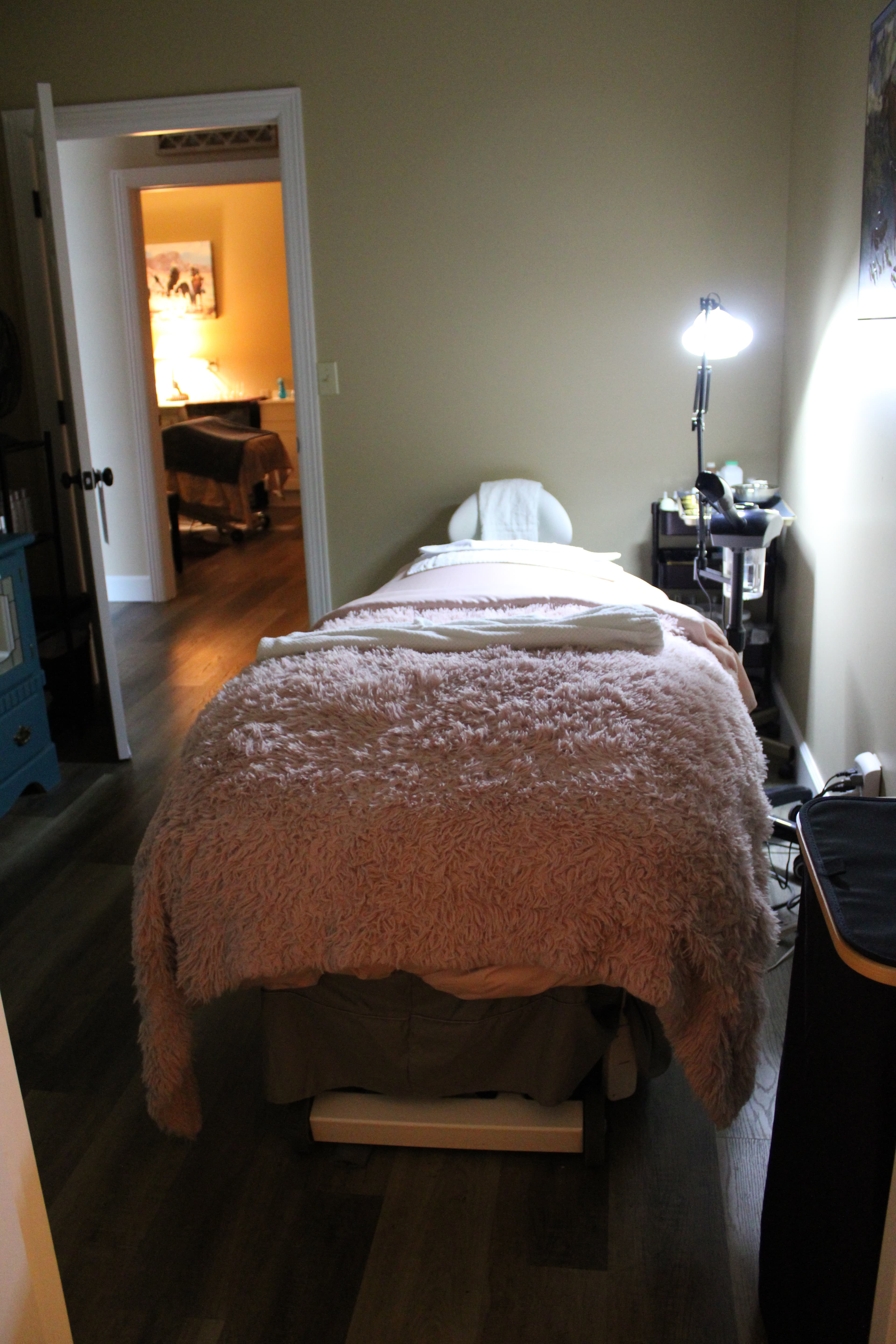 Room 8 photo